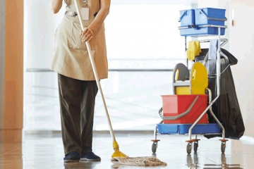 Empresa de limpeza é condenada por manchar pisos de condomínio