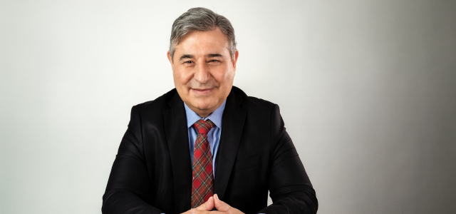 Entrevista com Dr. Vander Andrade: A Voz da Profissionalização Condominial